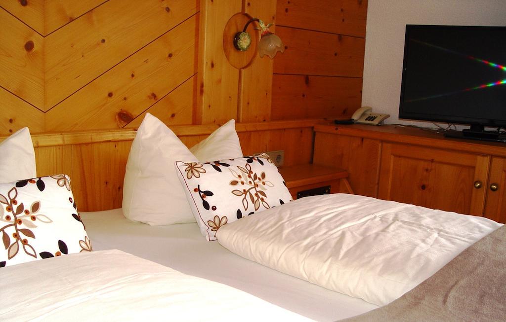 Hotel Garni Apart Elfriede Fiss Cameră foto