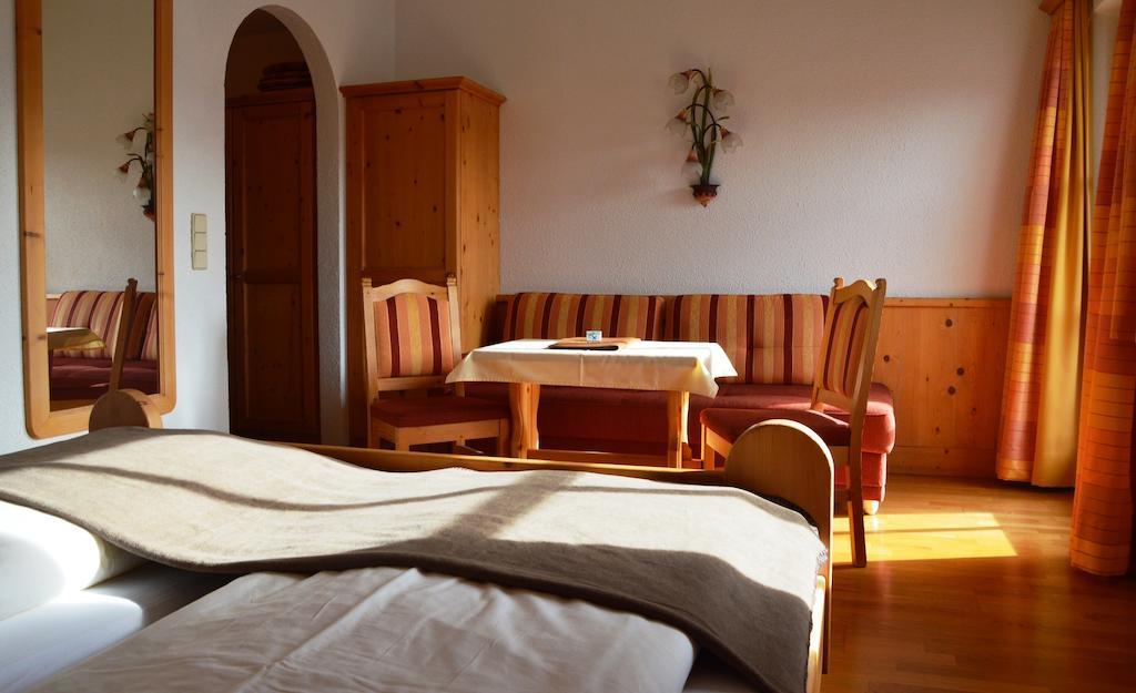 Hotel Garni Apart Elfriede Fiss Cameră foto